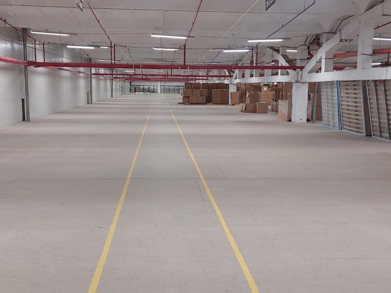 Vanzare baza logistica Bulgaria - Sofia, satul Stolnik, comuna Elin Pelin